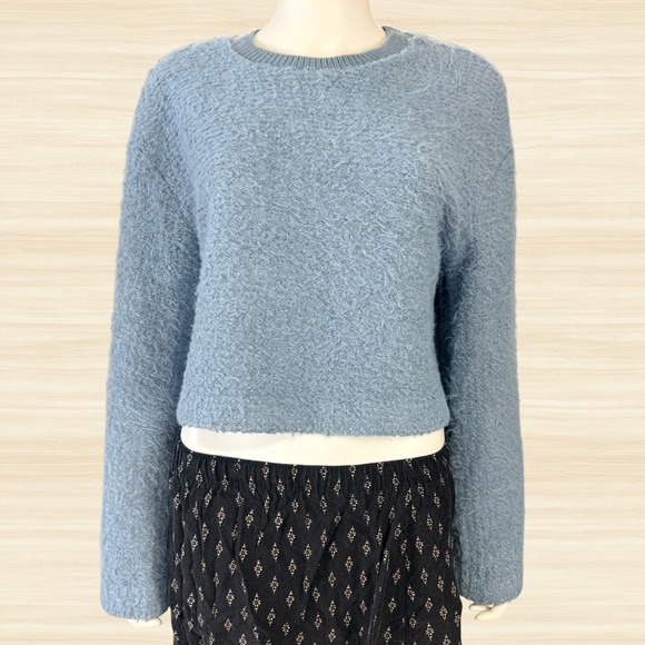 Zara Sweaters - Zara Blue Fuzzy Knit Cropped Sweater Metallic Shimmer Wide Sleeve Pullover M